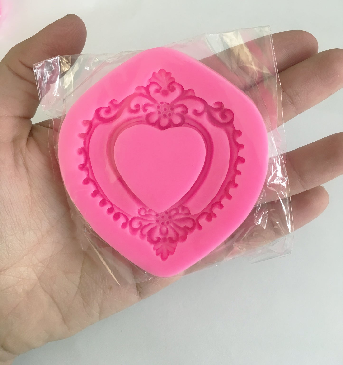 Molde Marco de Corazón Victoriano